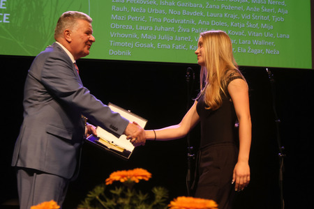 ZLATA PETICA 129 FOTO LJUBO VUKELIČ